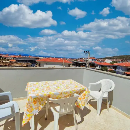 Bed & Breakfast Enjoy The Çeşme